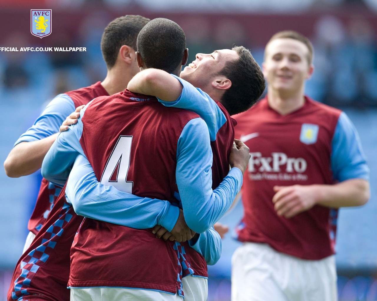 巴顿：很遗憾自己因伤没赶上最后几轮比赛，朋友们明年见