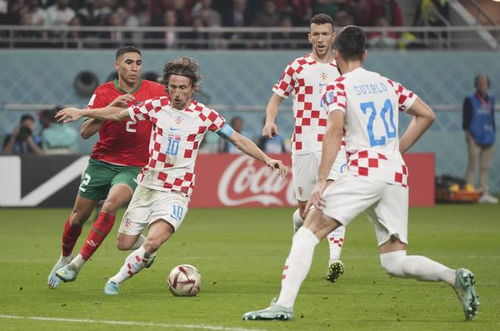 3-1到3-2！皇马3连胜曼城？姆巴佩再次爆发，拯救阿隆索帅位