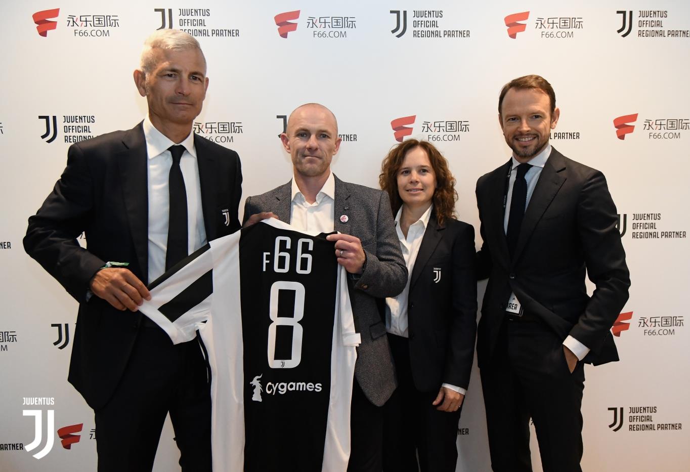 文胖：在雄鹿裁掉利拉德后，字母哥对雄鹿感到非常失望