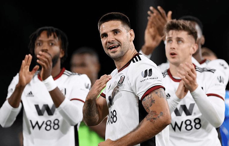 鹈鹕vs马刺前瞻：鹈鹕状态低迷，福克斯带队力争三杀对手