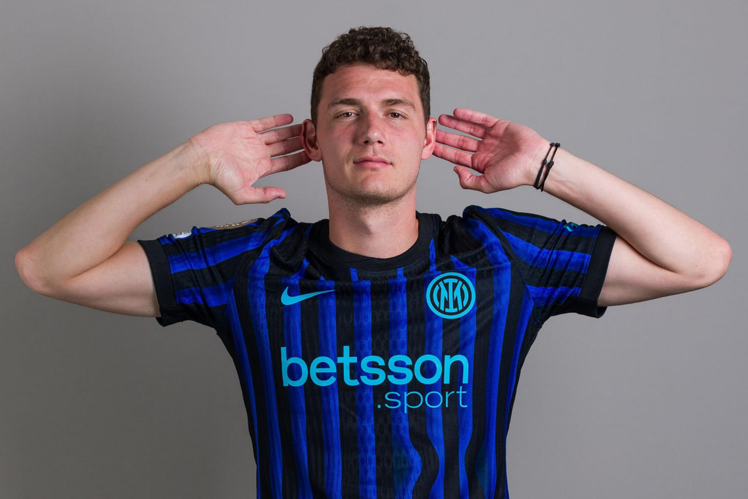 乌拉圭历史第三人，巴尔韦德达成欧冠70场里程碑