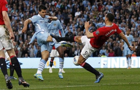 荷兰vs立陶宛：范戴克、德利赫特、哈维-西蒙斯首发