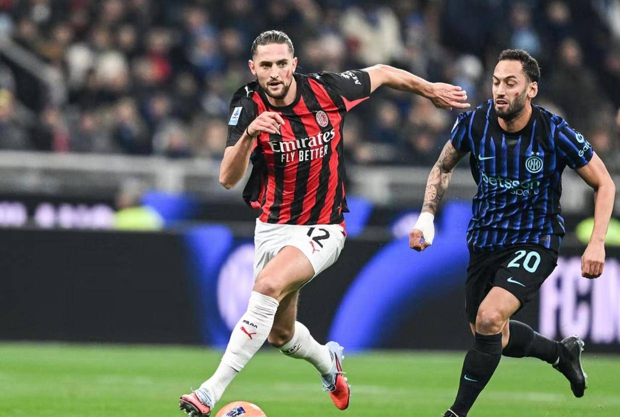 杰伦·约翰逊是第二位在25岁前完成20+18+16的球员