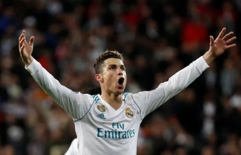 半场：勒沃库森3-0狼堡，蒂尔曼传射，霍夫曼、塔普索巴建功