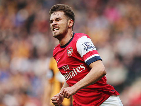 凯恩已在德甲10次完成帽子戏法，为该联赛历史第5多